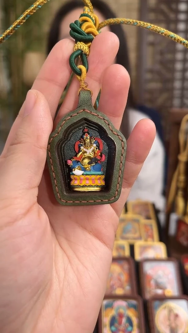 【闪购商品】吊坠云吉黄财神吊坠