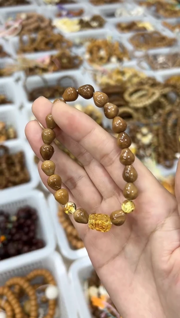 琥珀吊坠(赠链)未镶嵌金珀貔貅diy库克卡9mm水滴珠  单圈