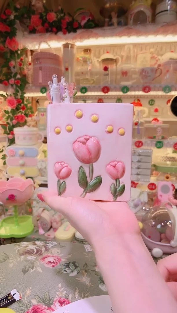 家居美物~书本笔筒~品质好发货快放心拍！