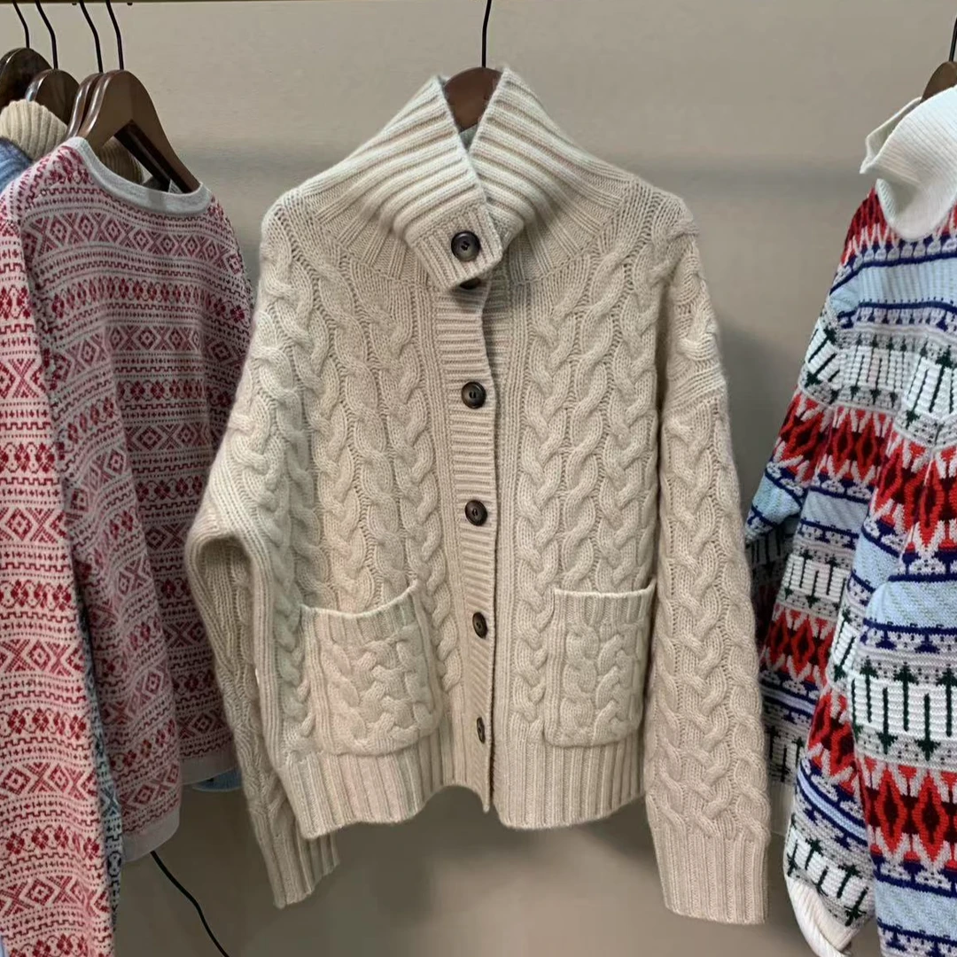 五星100%山羊绒重磅系扣带兜高领老钱风麻花开衫外套女80142