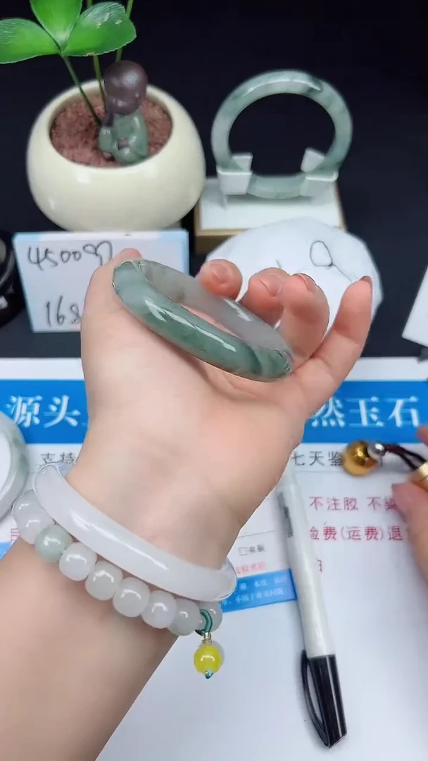 未镶嵌手镯石英质玉213-56/57
