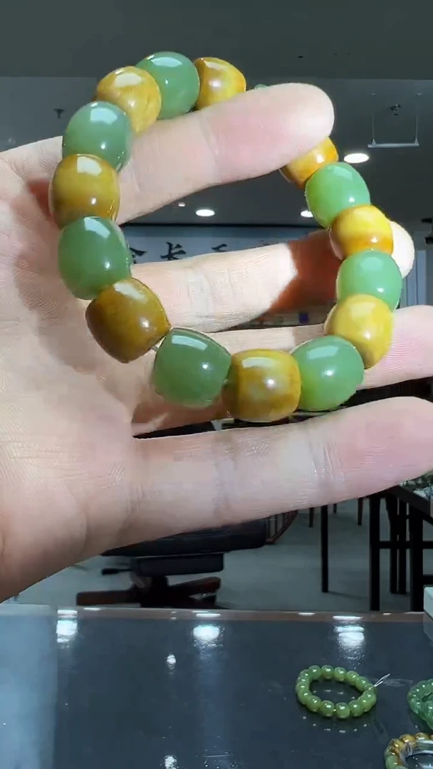 未镶嵌手链透闪石质玉多样性发货其中发一