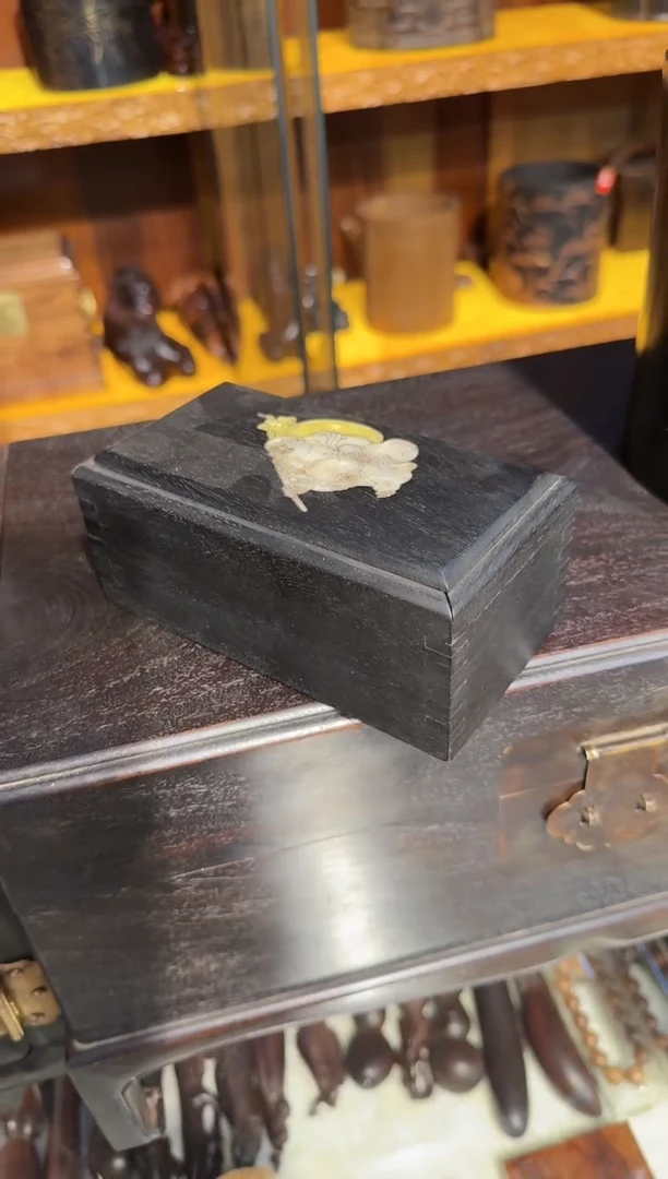 【闪购商品】木木艺紫檀弥勒抽拉盒80.88888