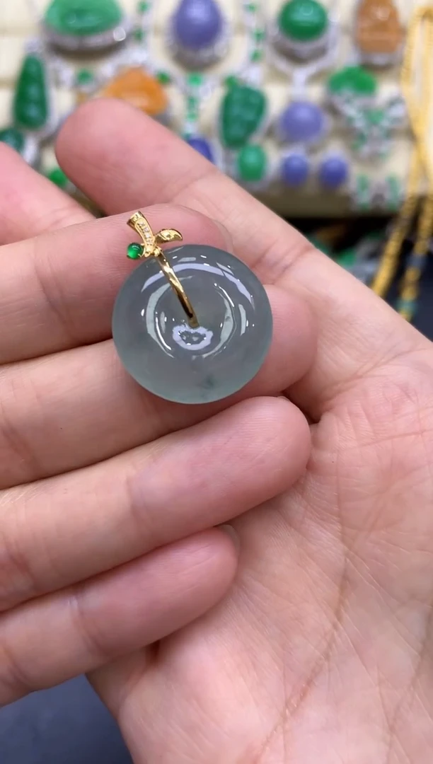 颈饰18K金镶嵌翡翠188-中国好珍宝