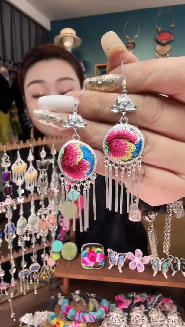 刺绣纯手工民族风刺绣耳环