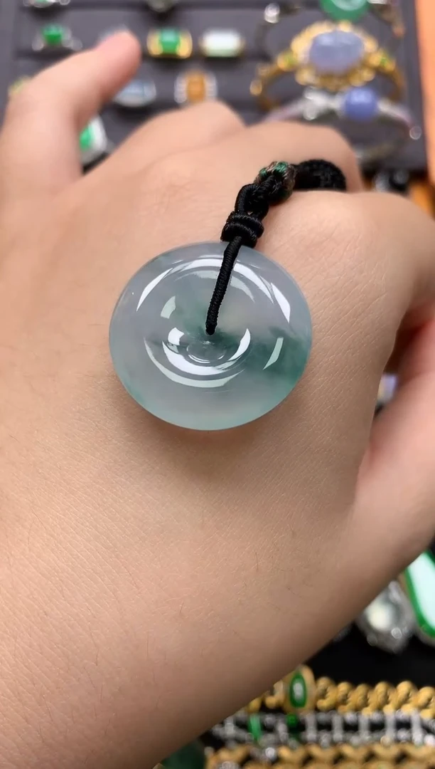 颈饰未镶嵌翡翠 吊坠