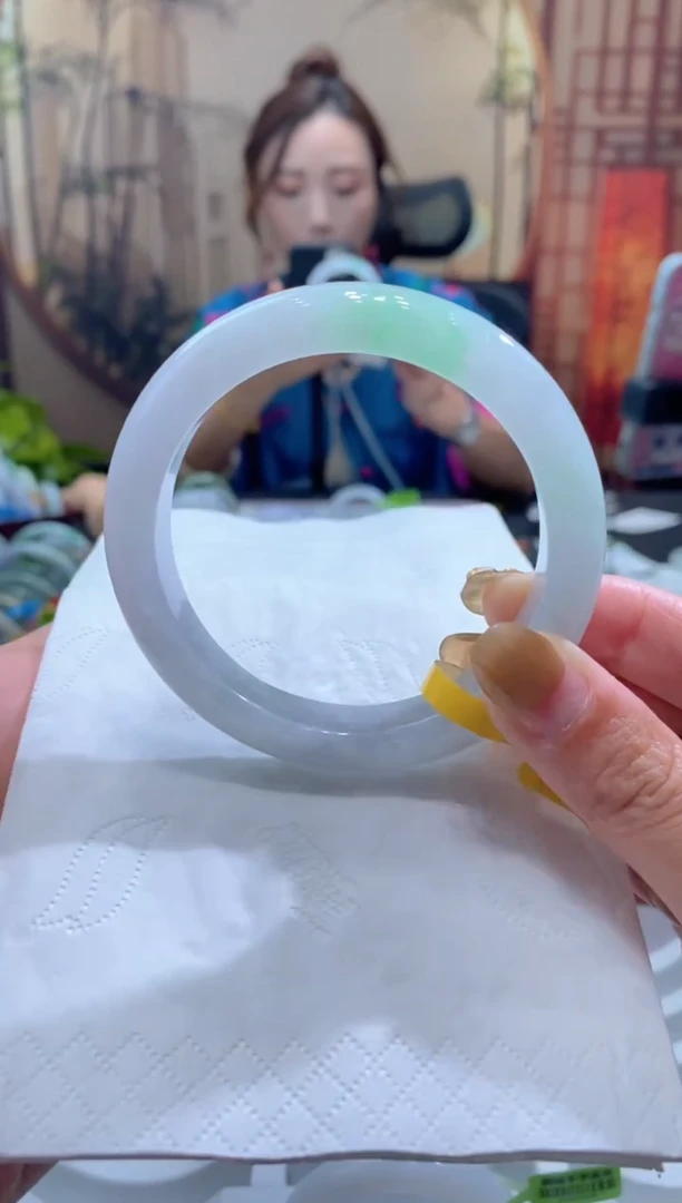 未镶嵌手镯翡翠000089358