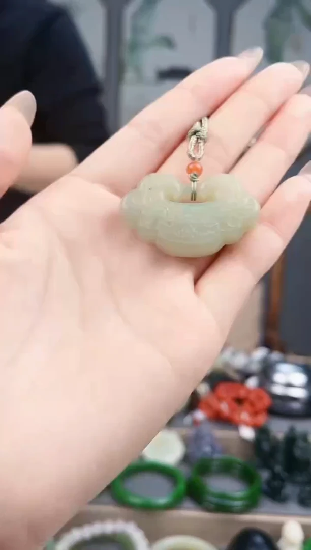 【闪购商品】和田玉颈饰未镶嵌AA多样性发货 拍一发一