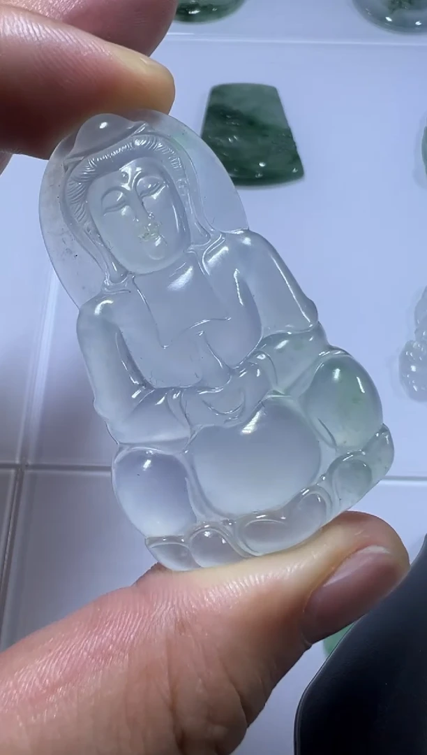 未镶嵌定制翡翠观音