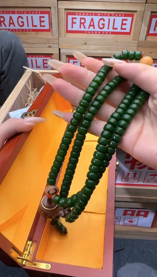 精美手串(无礼盒)