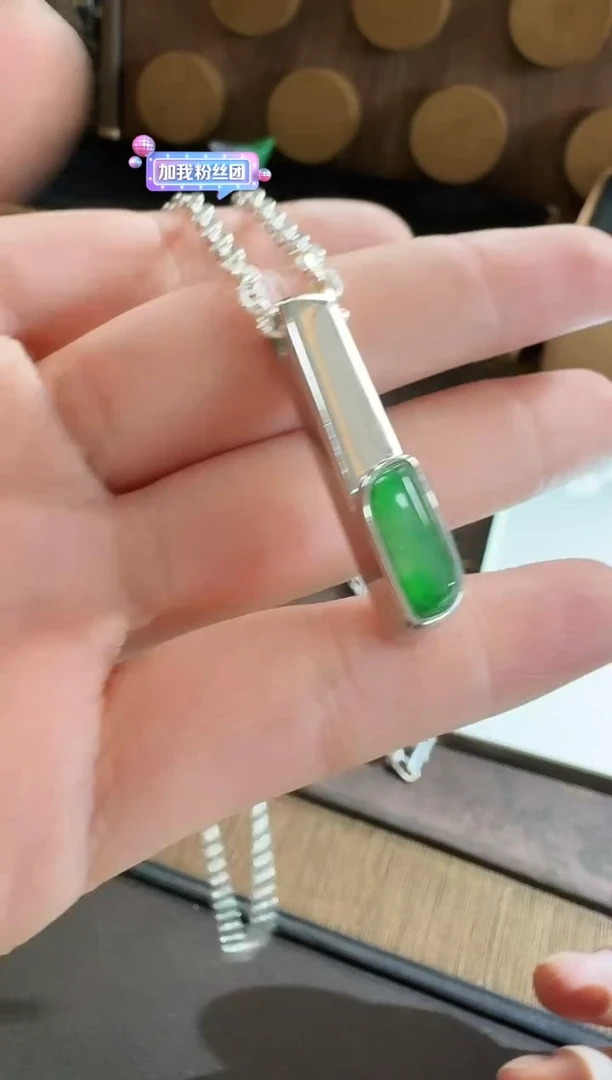 颈饰银S925镶嵌翡翠颈饰