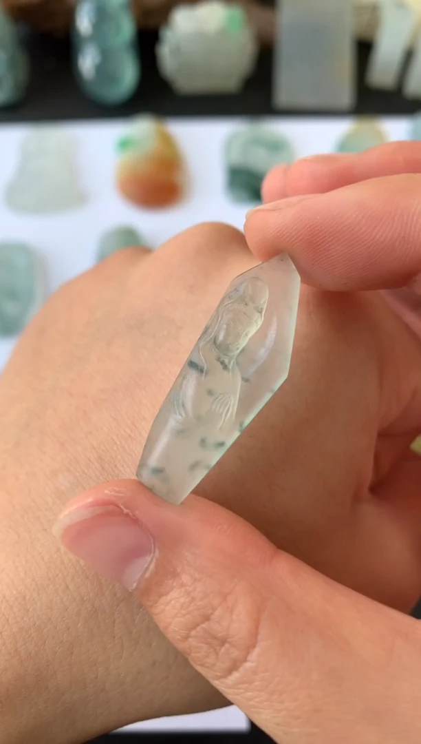 【闪购商品】定制翡翠未镶嵌翡翠