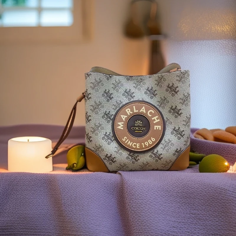 2024新款潮时尚百搭女士小众链条包单肩水桶包