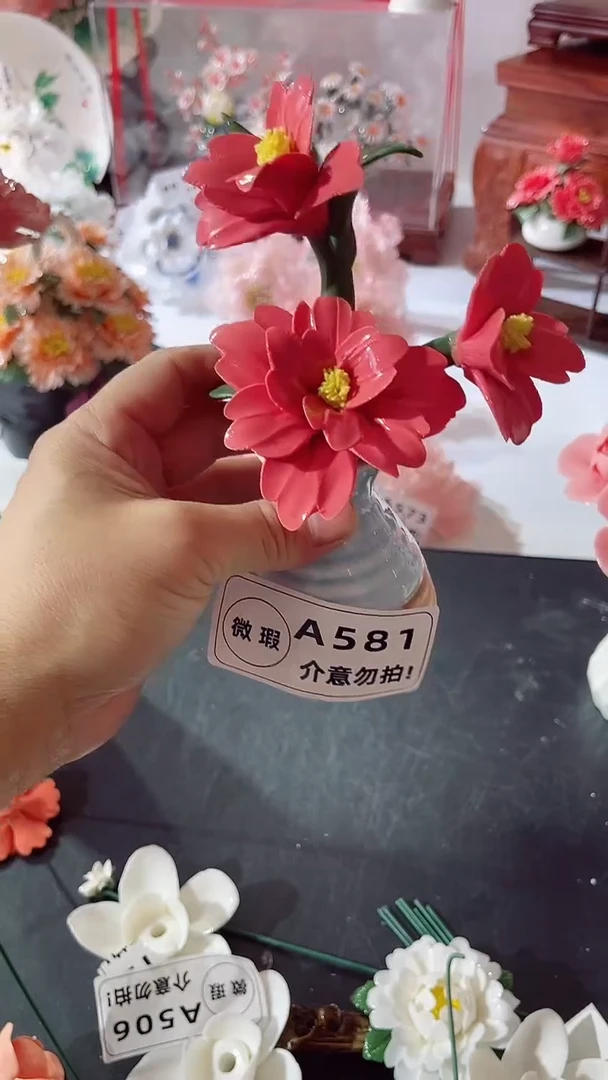 摆件陶瓷手工捏花