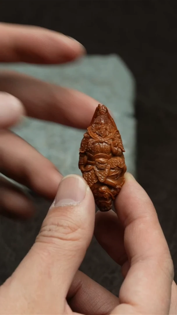 【闪购商品】橄榄核吊坠大圣单子