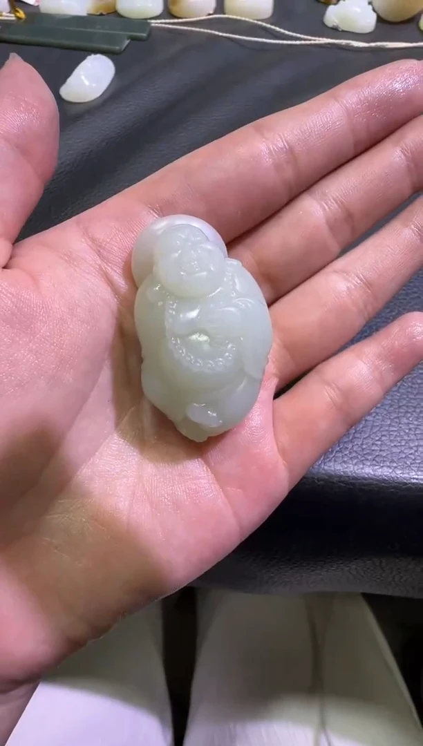 吊坠(不含链)未镶嵌和田玉初**倪天泰白玉佛公（产地直发）