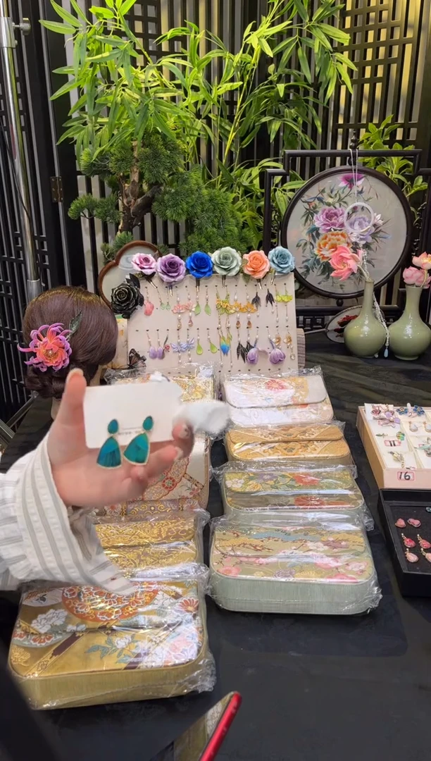 织绣萱*宝非遗绒花手工饰品