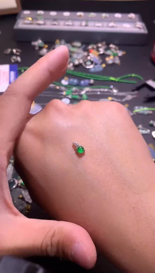 【闪购商品】翡翠吊坠(不含链)银S925镶嵌1