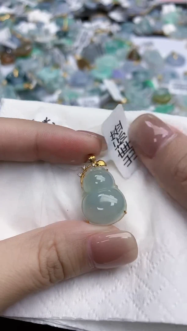 【闪购商品】翡翠颈饰18K金镶嵌天然缅甸翡翠A货