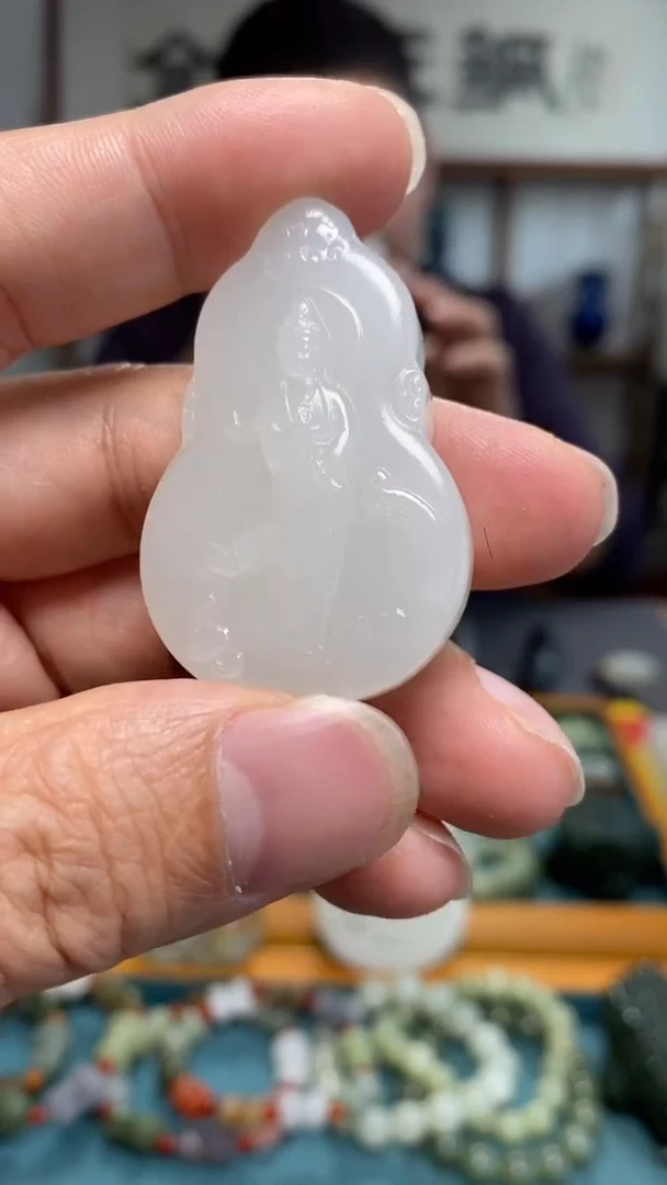 颈饰未镶嵌和田玉46