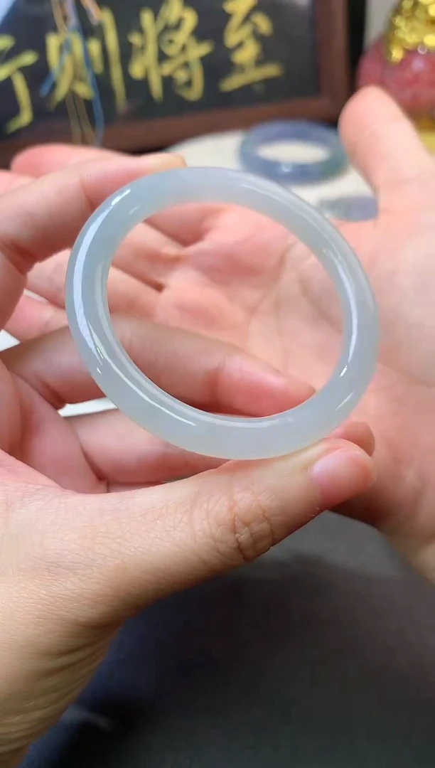 未镶嵌定制翡翠毛货