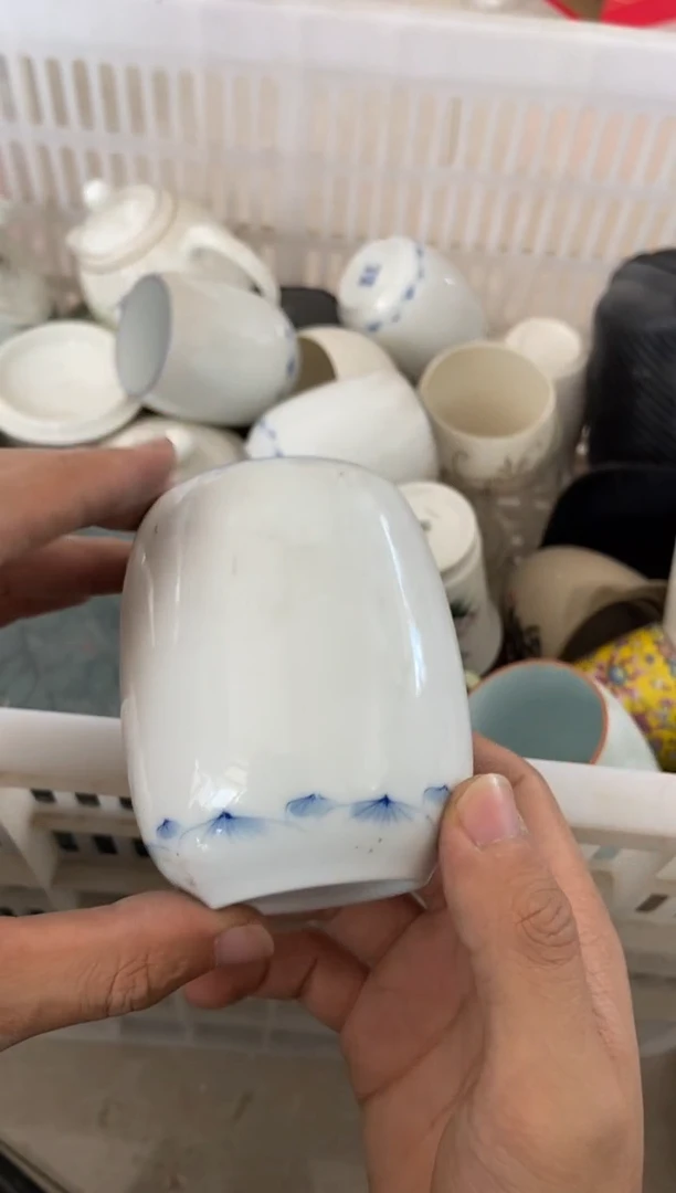 杯无运费险有瑕疵的摄影的产品有使用过的痕迹有点脏介意勿拍