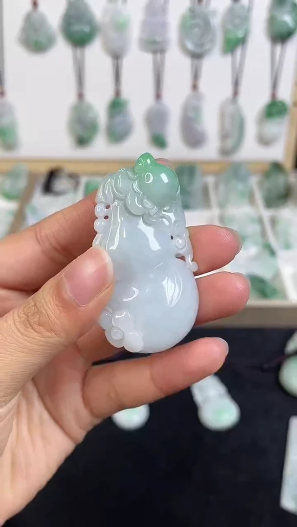 颈饰未镶嵌翡翠1