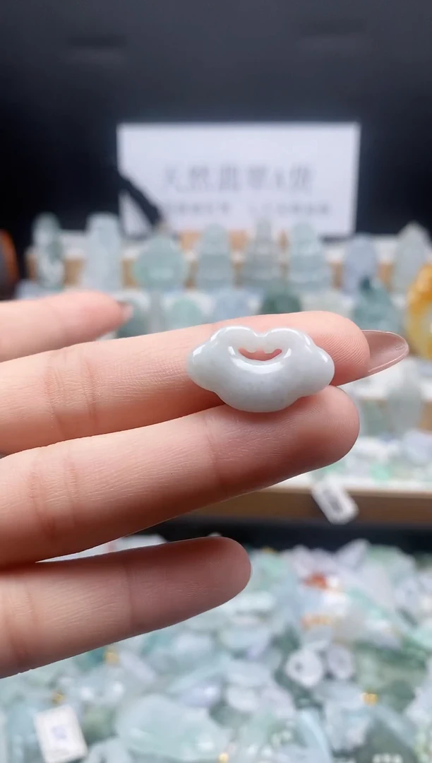 翡翠未镶嵌吊坠(不含链)5 如意锁吊坠