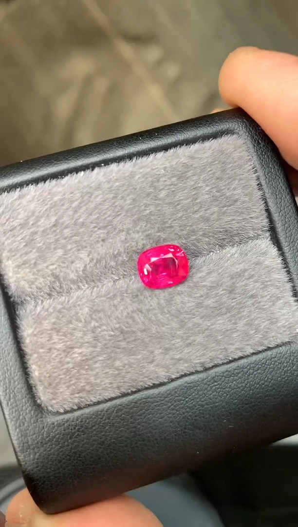 【闪购商品】定制尖晶石裸石未镶嵌2.28ct 吉尔德绝地武士