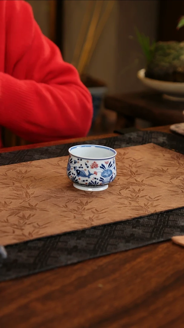 【闪购商品】壶承青花釉里红鱼藻高炉式杯