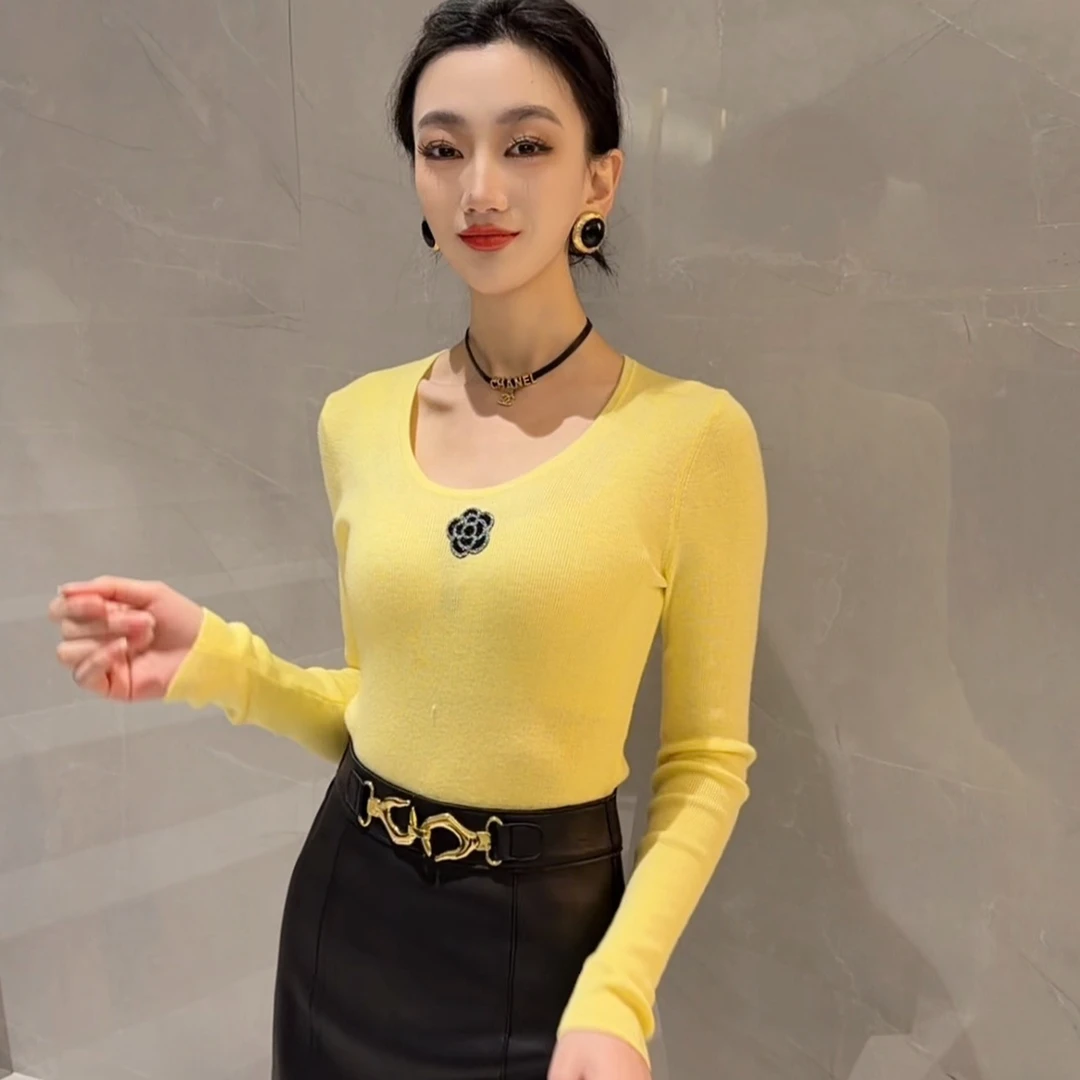 EF/意爱芙修身圆领显瘦打底上衣NW05896