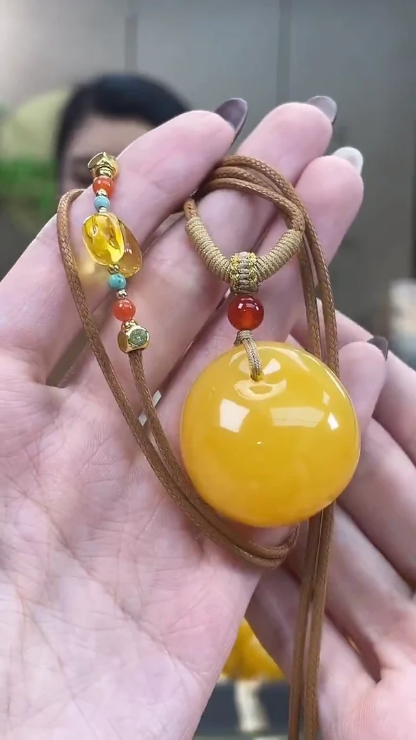 裸石琥珀未镶嵌j42