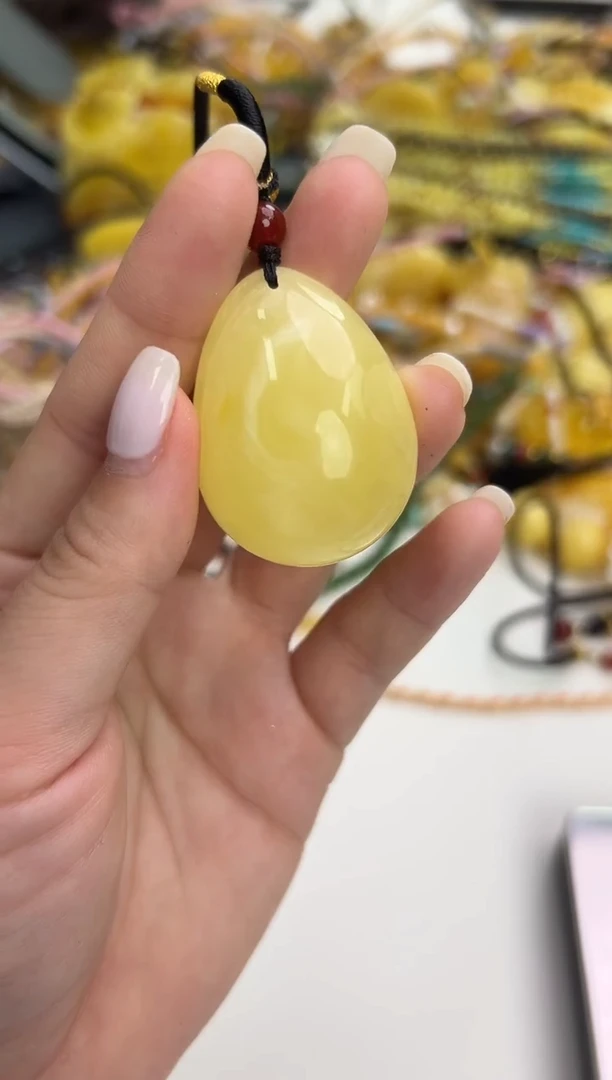 裸石琥珀未镶嵌琥珀蜜蜡吊坠