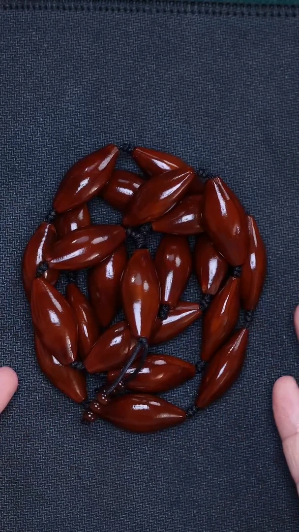 橄榄核手串两花脖挂