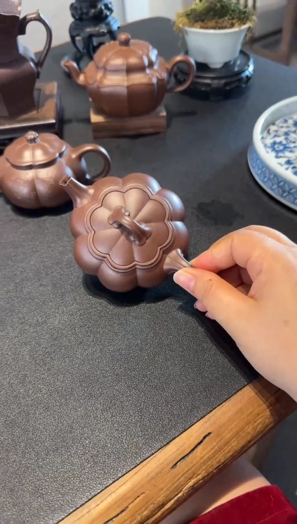 茶壶紫砂林*呈繁花 2.0 紫砂壶