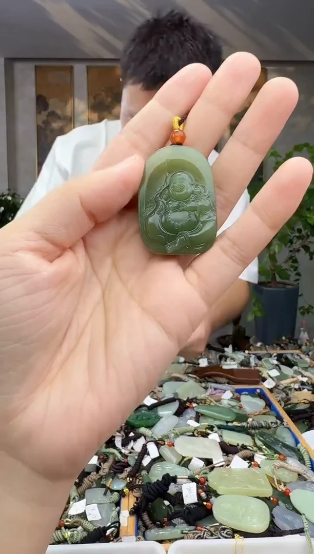 未镶嵌和田玉挂件拍一发一