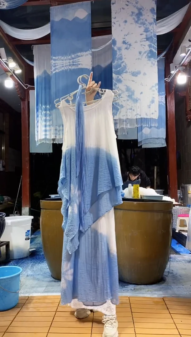 云浅蓝深 扎染服装 压花背心两件套