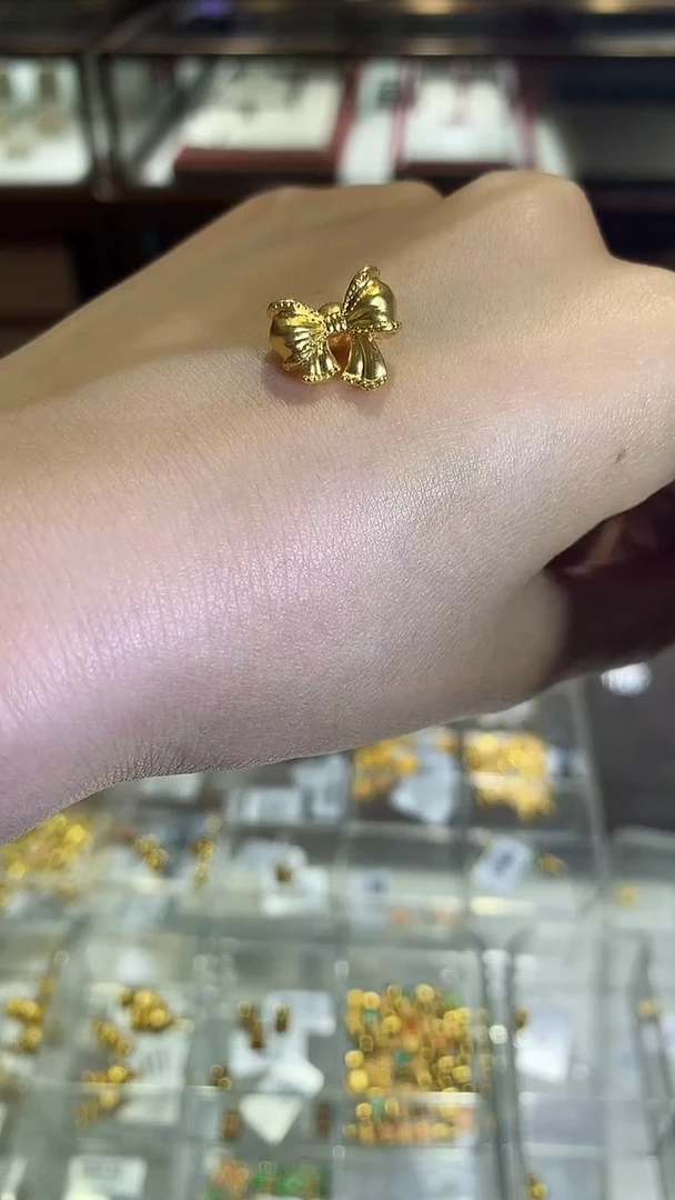 【闪购商品】定制足金吊坠(不含链)蝴蝶结