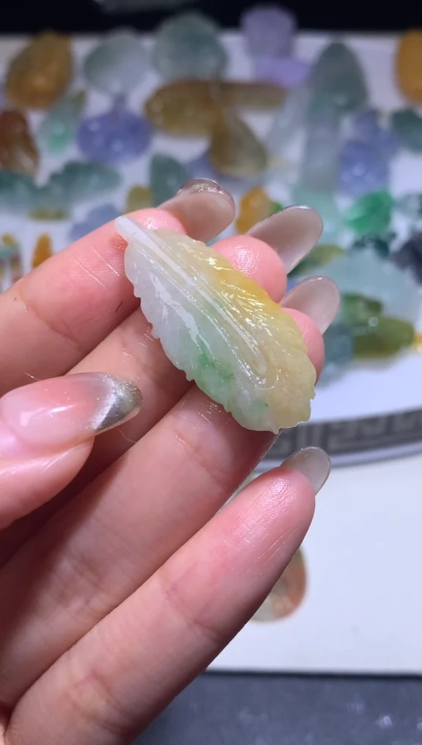 未镶嵌定制翡翠漫*漫毛货