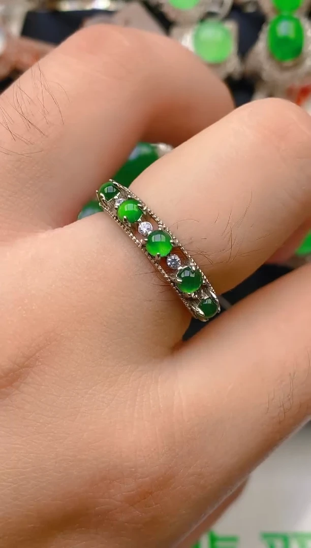 翡翠银S925镶嵌耳饰天然