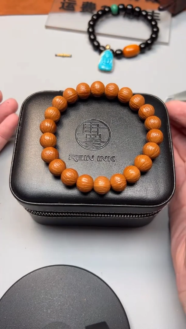 【闪购商品】猴头核桃吊坠精品文玩手串一条