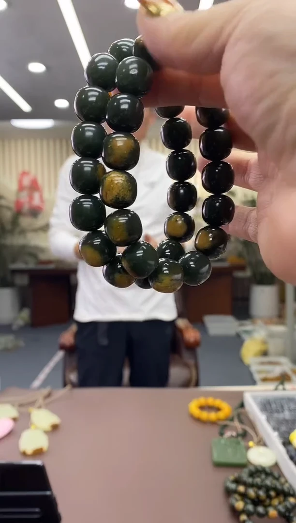 未镶嵌手链透闪石质玉河磨玉手串多样式发货随机发一