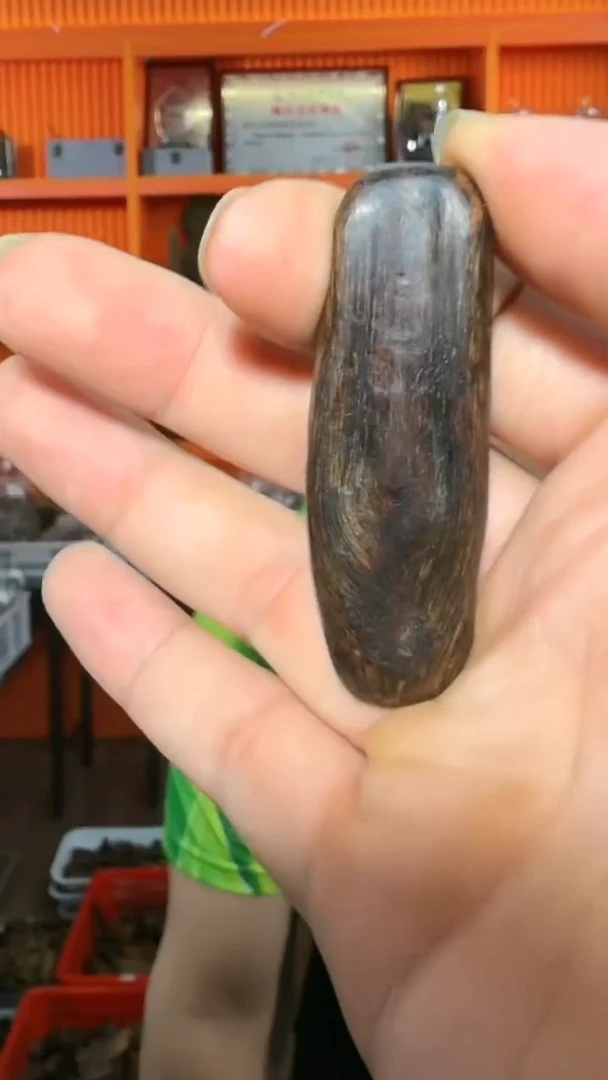 沉香吊坠53号瘤疤14g多样性发一