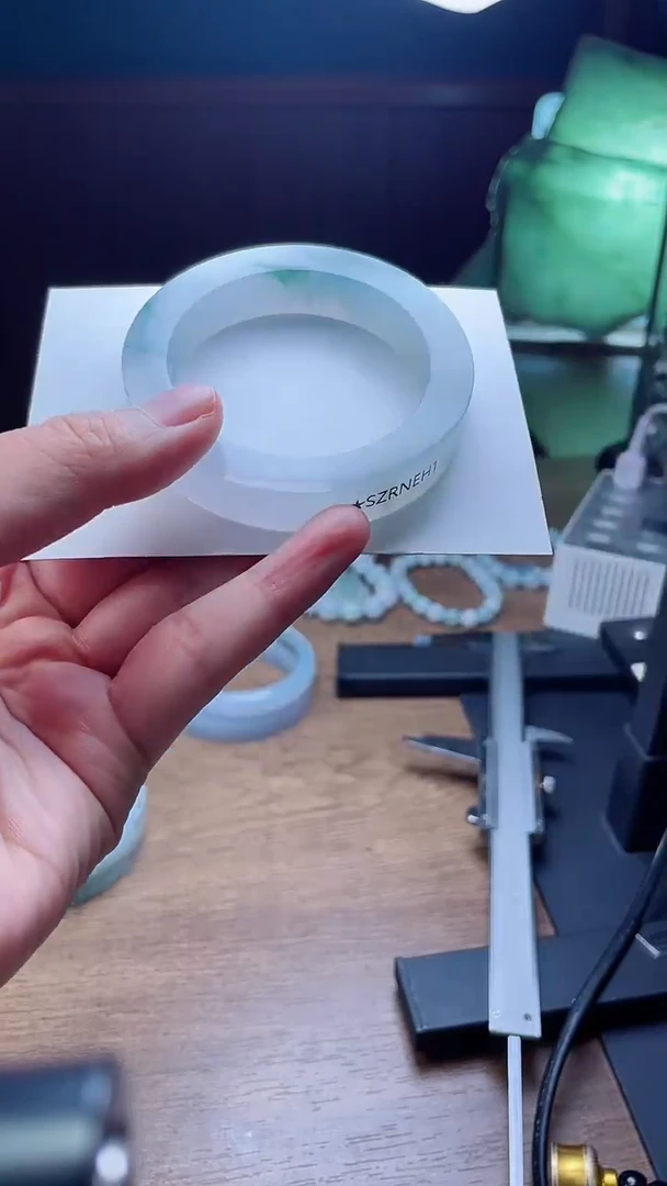 定制翡翠手镯未镶嵌媛**李定制