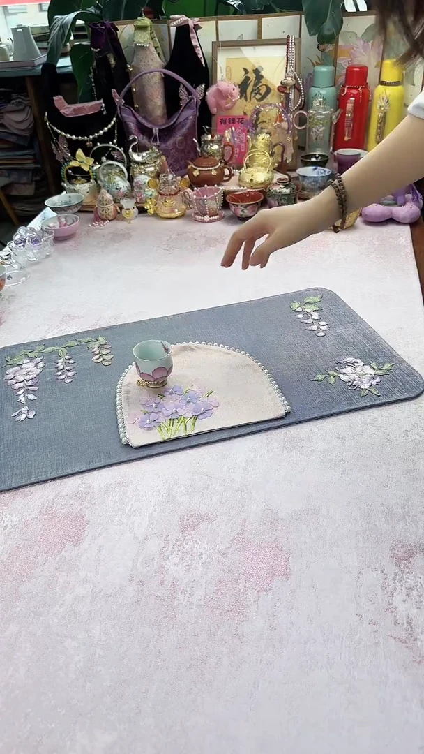 48 半圆形 小花束茶席