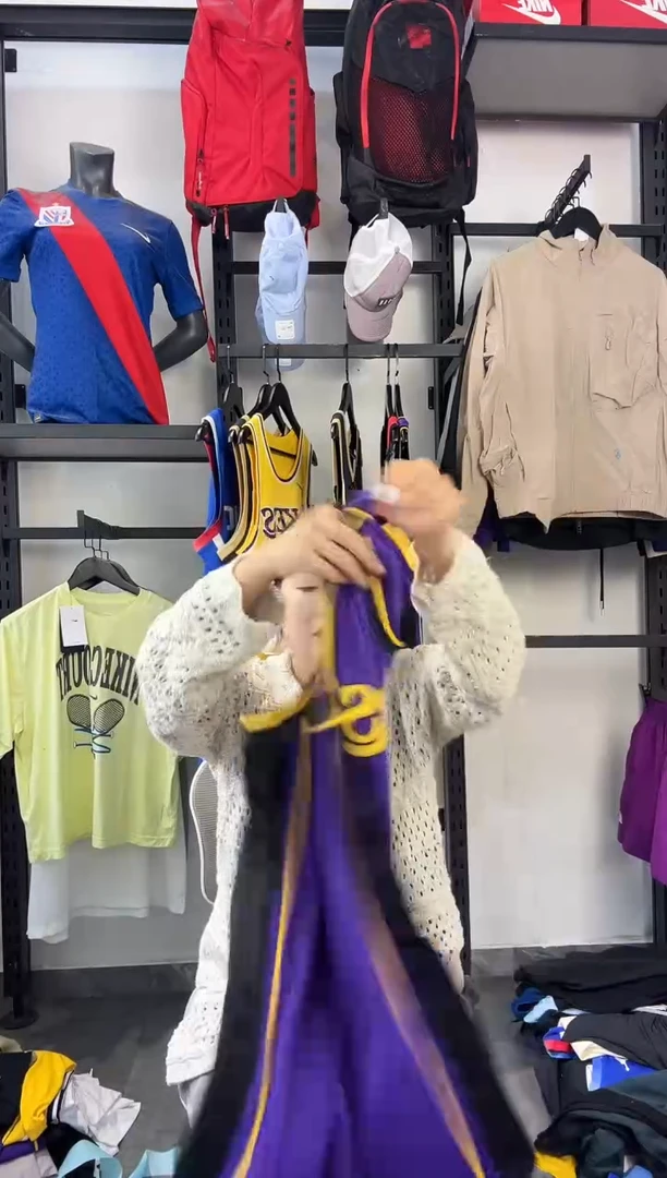 604编码 瑕疵款直播间过款为准 尺码M