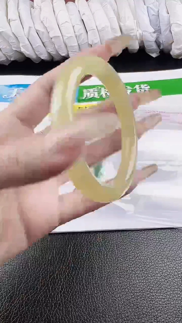 未镶嵌手镯石英质玉圈口 52 54