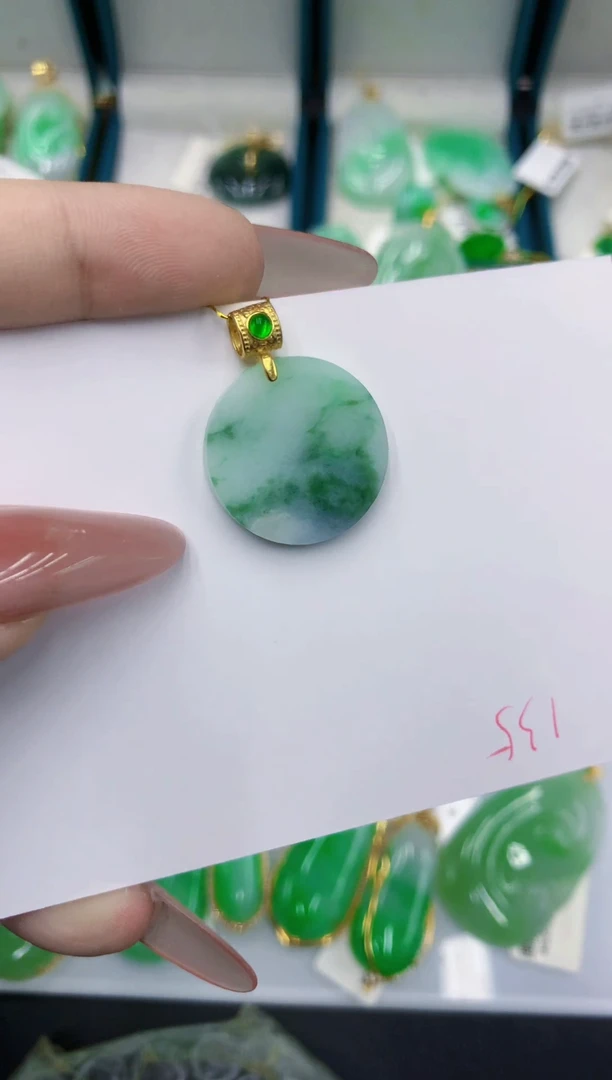 颈饰未镶嵌翡翠111111