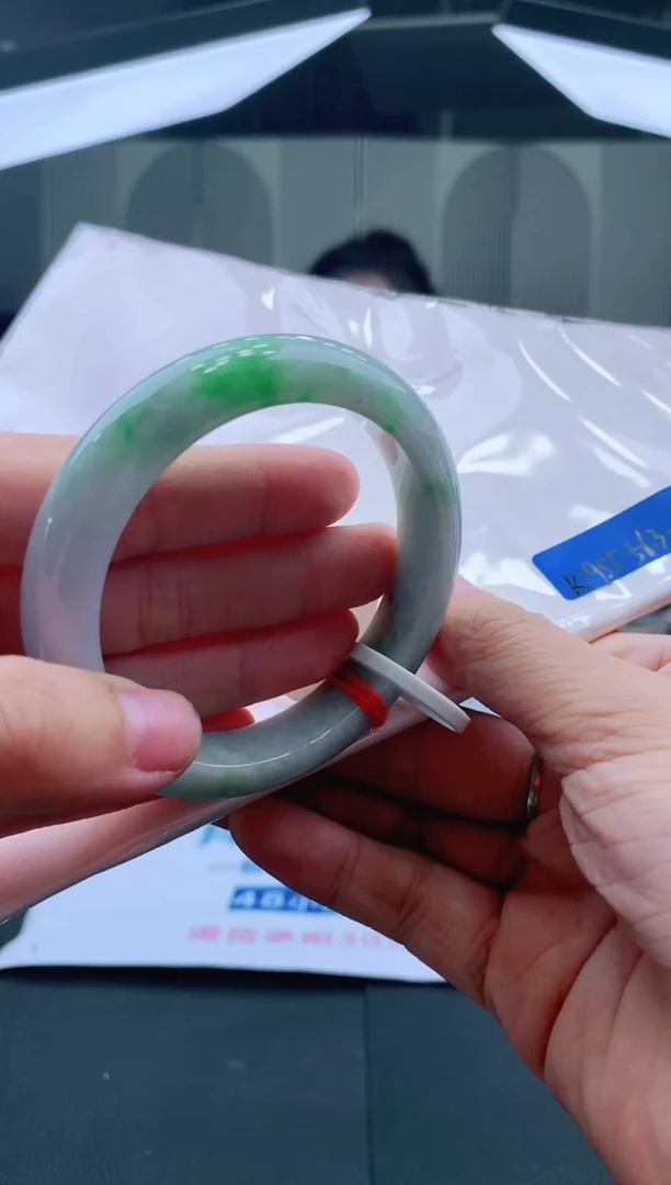 未镶嵌手镯翡翠56