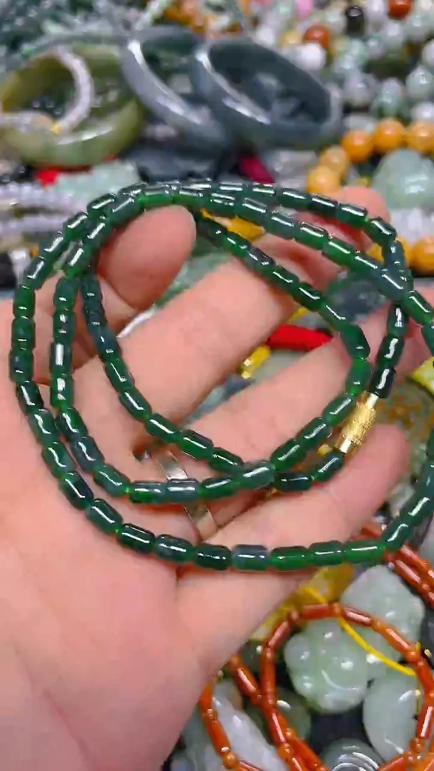 颈饰未镶嵌翡翠4mm/ B /翡翠A货，一件也是批发价